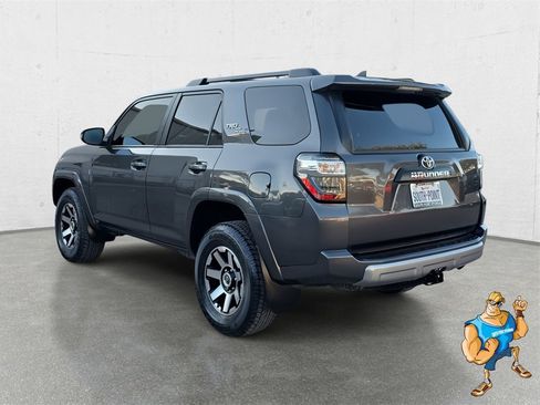 Used 2023 Toyota 4Runner TRD Off-Road Premium image 7