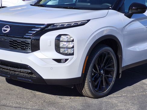 New 2026 Nissan Rogue SL AWD/4WD image 8