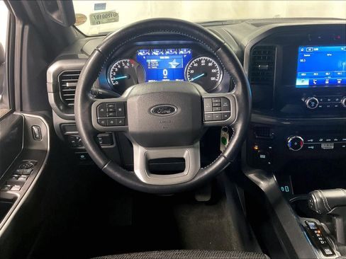 Used 2022 Ford F150 XLT w/ XLT Black Appearance Package image 17