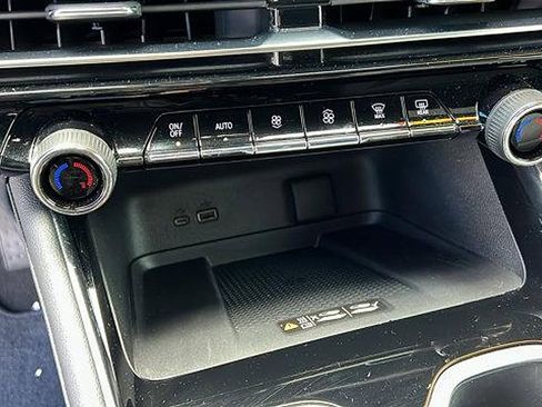 Certified 2025 Chevrolet Traverse Z71 w/ Enhanced Driving Package image 24