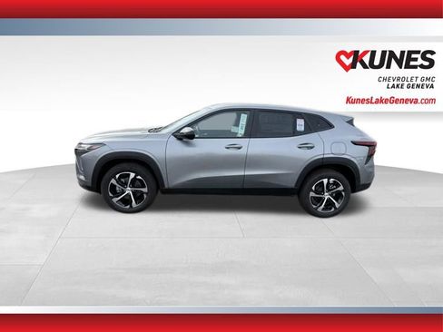 New 2026 Chevrolet Trax RS w/ Driver Confidence Package FWD image 9