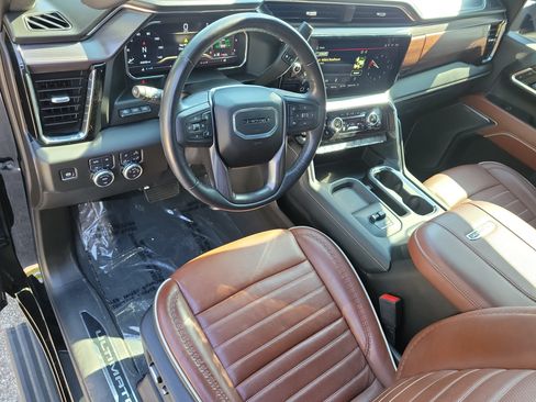 Used 2024 GMC Sierra 2500 Denali Ultimate w/ Max Trailering Package AWD/4WD image 14