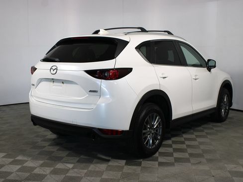 Used 2017 MAZDA CX-5 Touring w/ Preferred Equipment Package FWD image 29