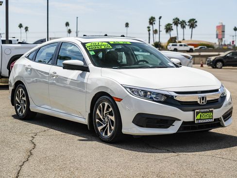 Used 2017 Honda Civic EX image 5