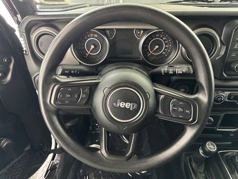 Used 2021 Jeep Wrangler Sport AWD/4WD image 14