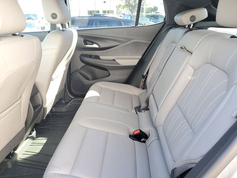 Used 2025 Buick Envista Avenir image 15