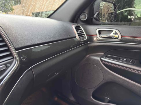 Used 2018 Jeep Grand Cherokee Trailhawk image 49