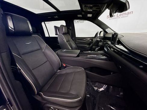 Used 2021 Cadillac Escalade ESV Sport w/ Driver Assist Tech Package AWD/4WD image 32