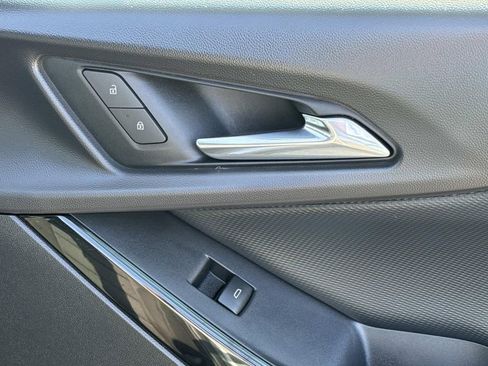 Certified 2025 Chevrolet Equinox LT image 14