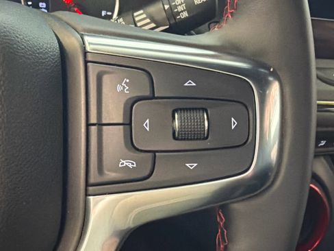 Used 2025 Chevrolet Blazer RS FWD image 37