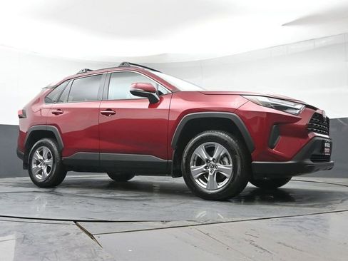 Used 2024 Toyota RAV4 XLE w/ Convenience Package AWD/4WD image 38