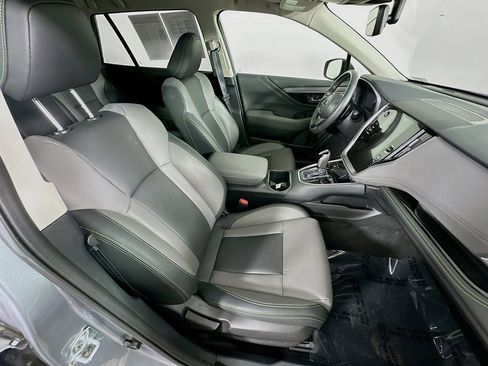 Certified 2025 Subaru Outback Onyx Edition image 35