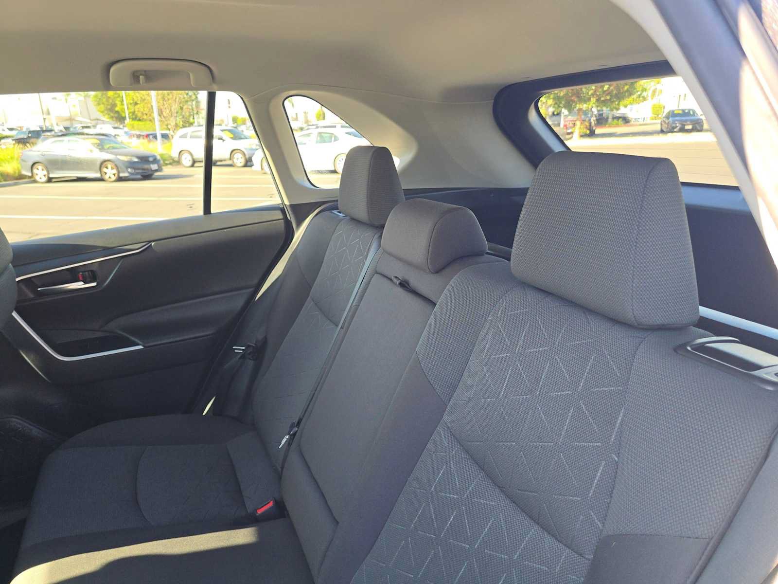 Used 2023 Toyota RAV4 XLE AWD/4WD image 16