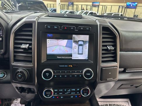 Used 2020 Ford Expedition Platinum AWD/4WD image 29
