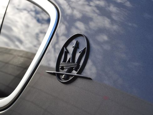 Used 2017 Maserati Quattroporte S GranSport Q4 image 28