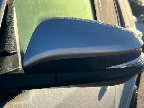 Used 2020 Toyota 4Runner Limited image 21