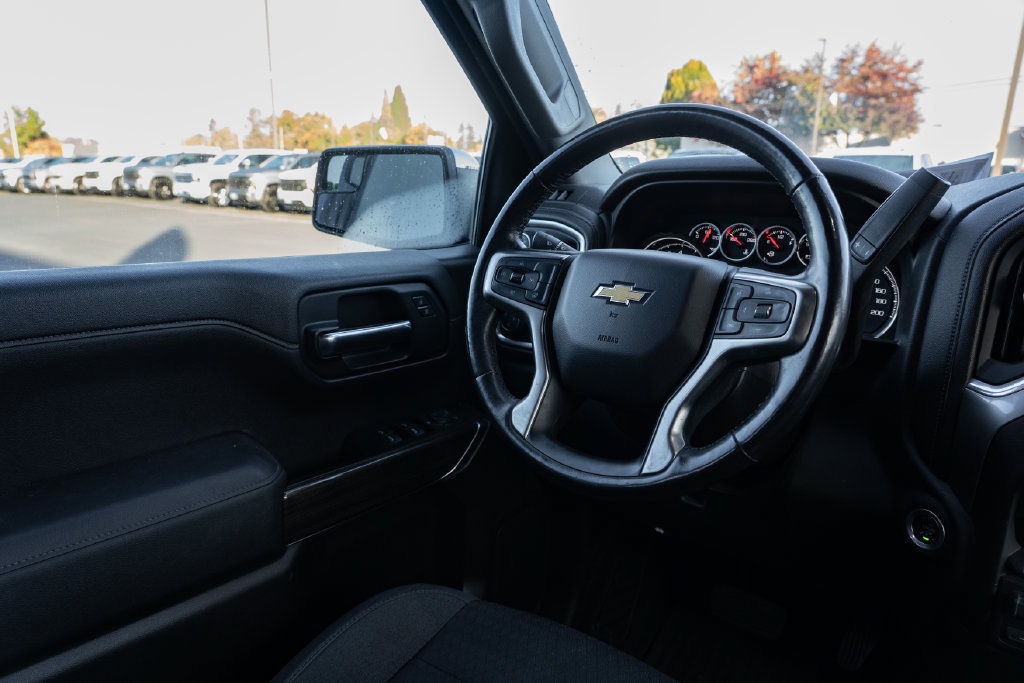 Used 2019 Chevrolet Silverado 1500 LT w/ True North Edition AWD/4WD image 11