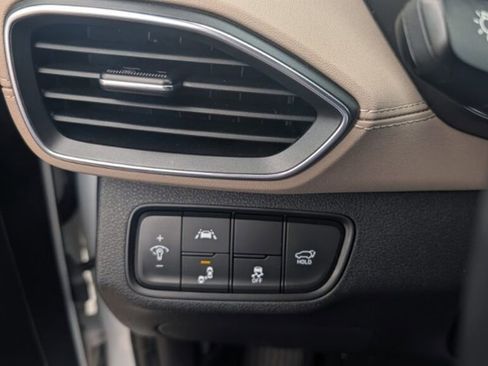 Used 2019 Hyundai Santa Fe Ultimate image 20