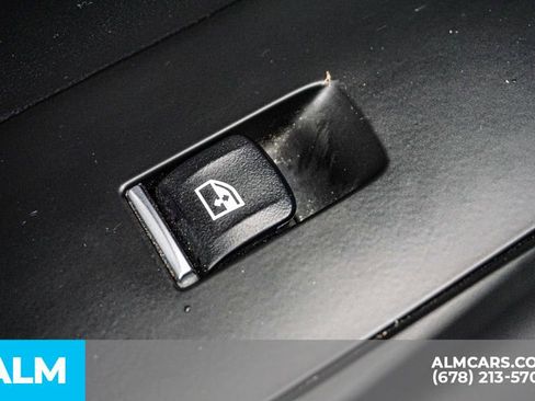 Used 2023 BMW X6 M50i w/ Executive Package image 57