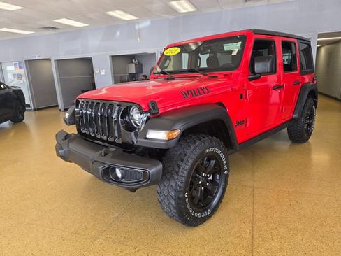 Used 2021 Jeep Wrangler Unlimited Sport AWD/4WD image 7