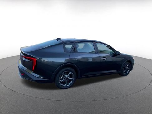 Used 2025 Kia K4 FWD image 14