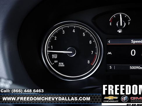 Used 2023 Buick Enclave Essence image 25