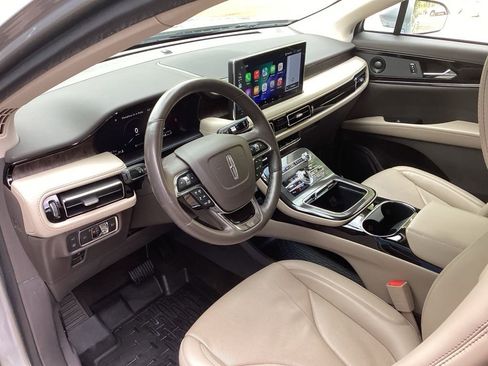 Used 2022 Lincoln Nautilus Reserve w/ Equipment Group 201A image 27