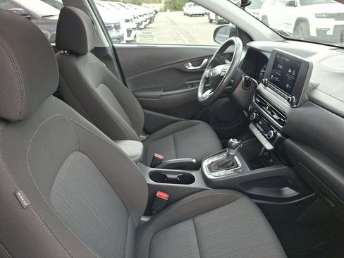 Used 2022 Hyundai Kona SEL w/ Convenience Package image 11