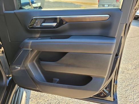 Used 2026 Chevrolet Tahoe High Country RWD image 10