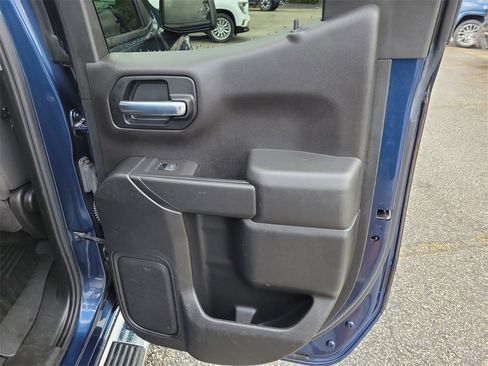 Used 2020 Chevrolet Silverado 1500 Custom w/ Custom Value Package image 42
