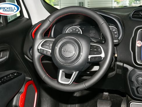 Used 2023 Jeep Renegade Trailhawk AWD/4WD image 21