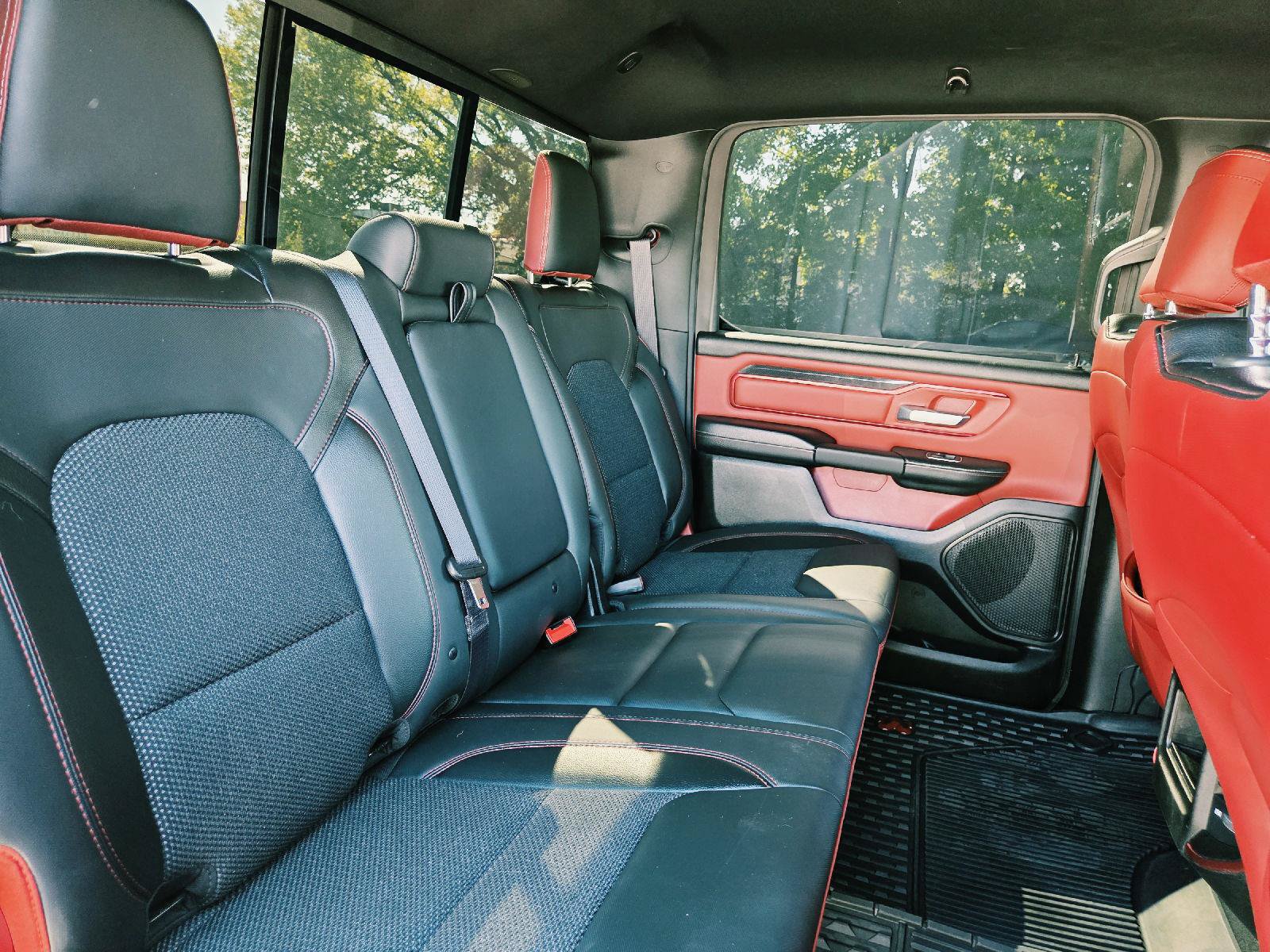 Used 2022 RAM 1500 Rebel AWD/4WD image 33