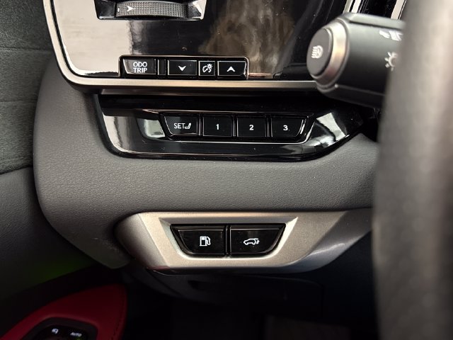 Used 2023 Lexus RX 350 F Sport w/ Accessory Package AWD/4WD image 35