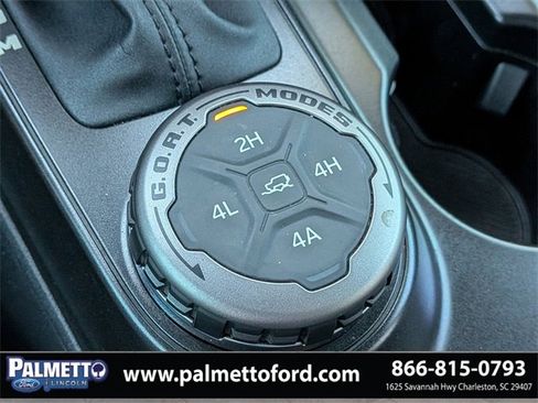 Used 2022 Ford Bronco Wildtrak image 23