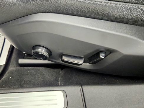 Used 2019 Volvo S90 T5 Momentum FWD image 12