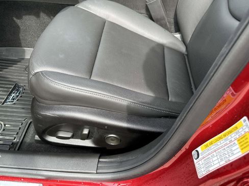 Used 2021 Cadillac CT4 Premium Luxury image 17