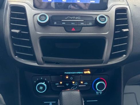 Used 2020 Ford Transit Connect XL FWD image 33