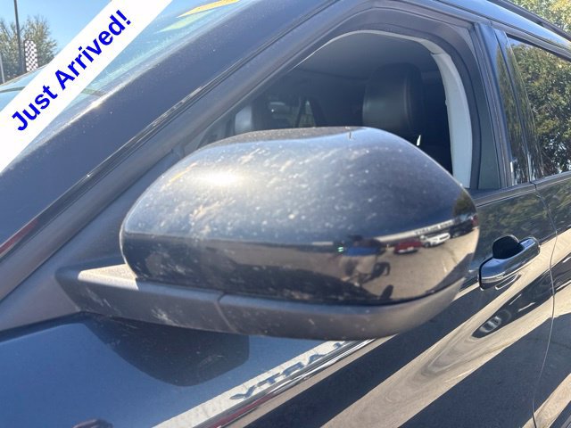 Used 2022 Ford Explorer XLT w/ Equipment Group 202A RWD image 10