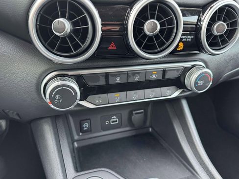 Certified 2025 Nissan Sentra S image 28