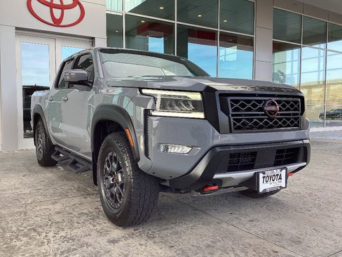 Used 2023 Nissan Frontier PRO-4X w/ Pro-4X Premium Package image 2