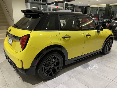 New 2026 MINI Cooper S image 6