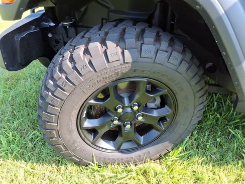 Used 2023 Jeep Wrangler Unlimited Sport AWD/4WD image 20