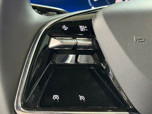 Certified 2024 Cadillac Lyriq Tech AWD/4WD image 15