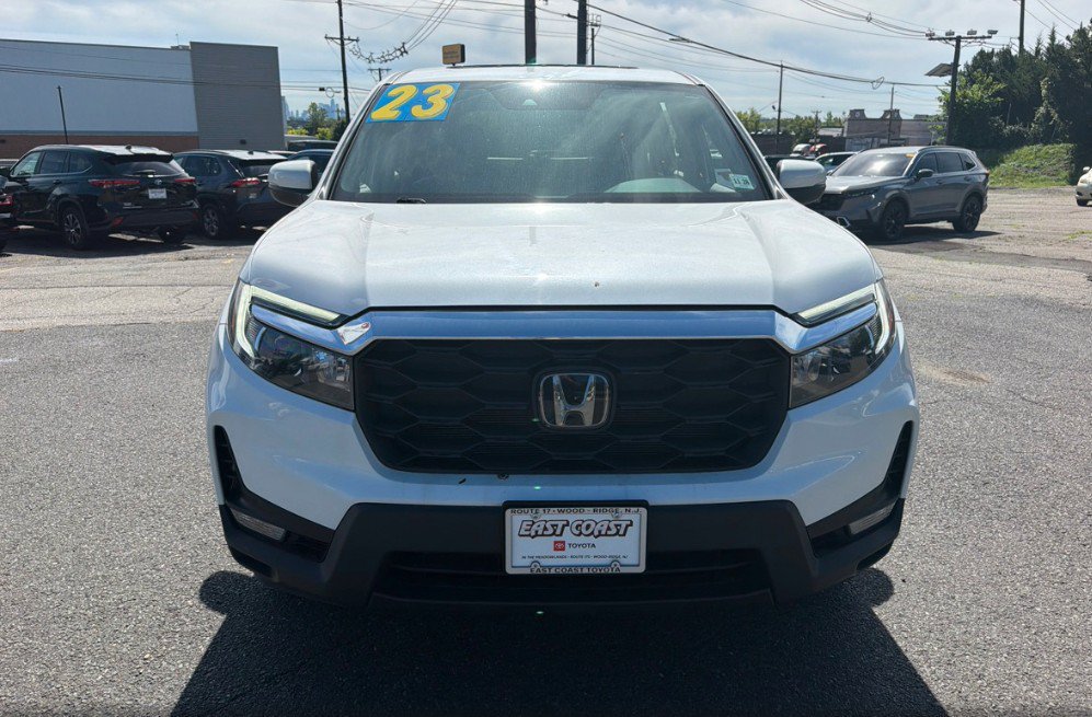 Used 2023 Honda Passport EX-L image 2