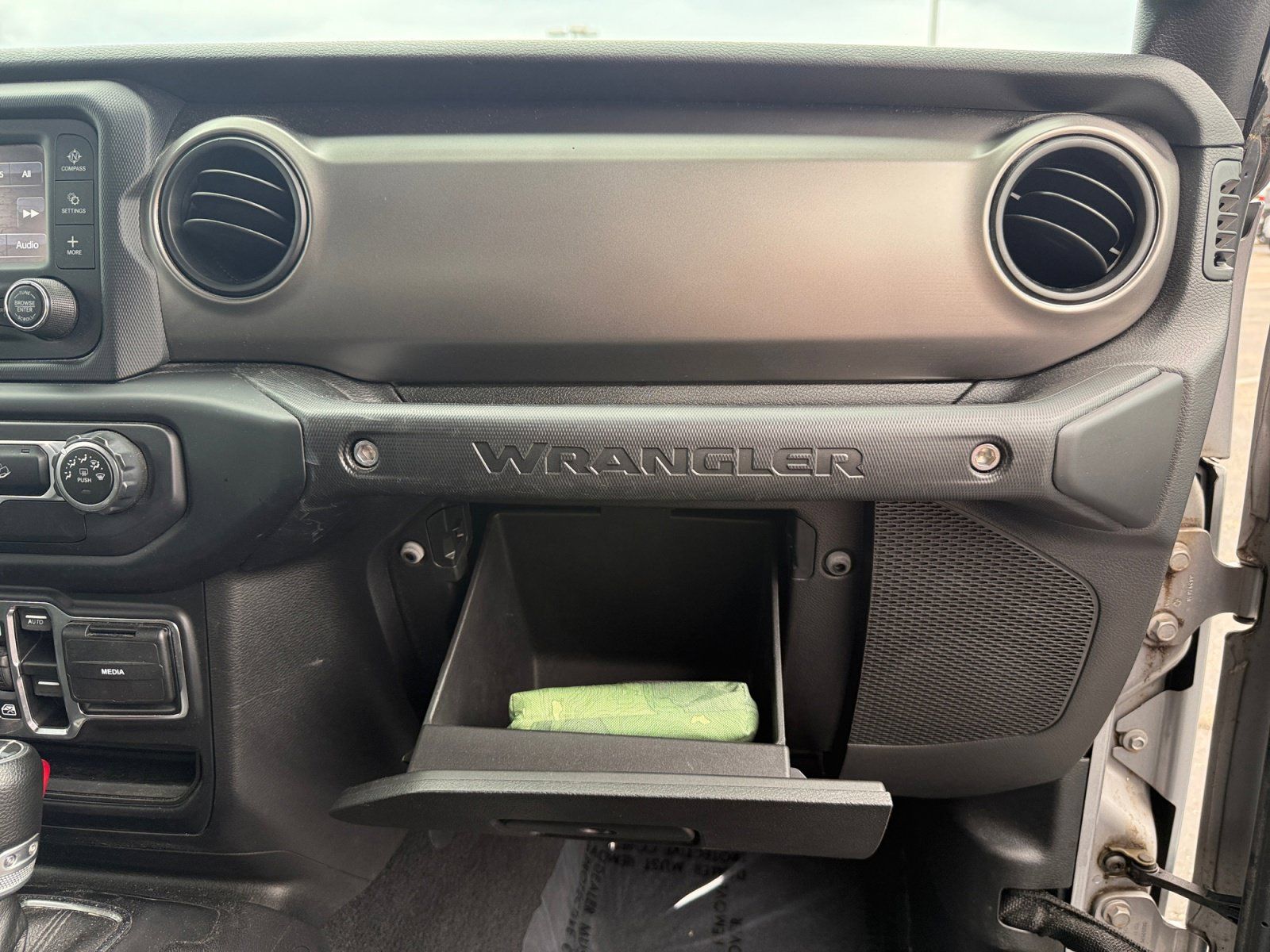 Used 2019 Jeep Wrangler Unlimited Sport S AWD/4WD image 31