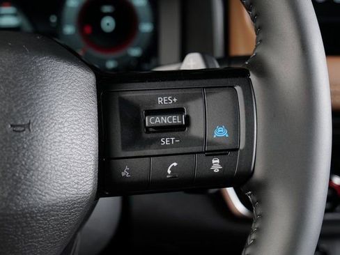 Used 2025 Nissan Rogue Platinum w/ Platinum Premium Package image 23