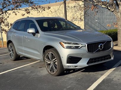 Used 2018 Volvo XC60 T5 R-Design w/ Convenience Package