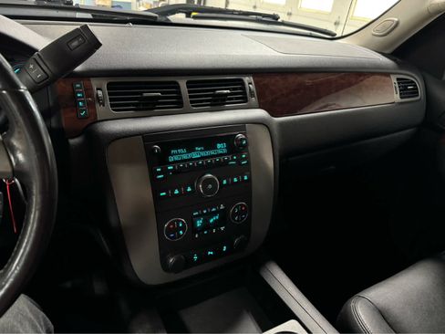 Used 2013 GMC Sierra 1500 SLT w/ SLT Convenience Package image 17