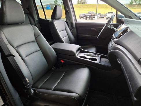 Used 2025 Honda Ridgeline RTL image 17