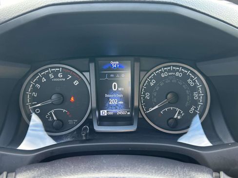 Used 2023 Toyota Tacoma TRD Sport w/ Black Out Package (TMS) image 20